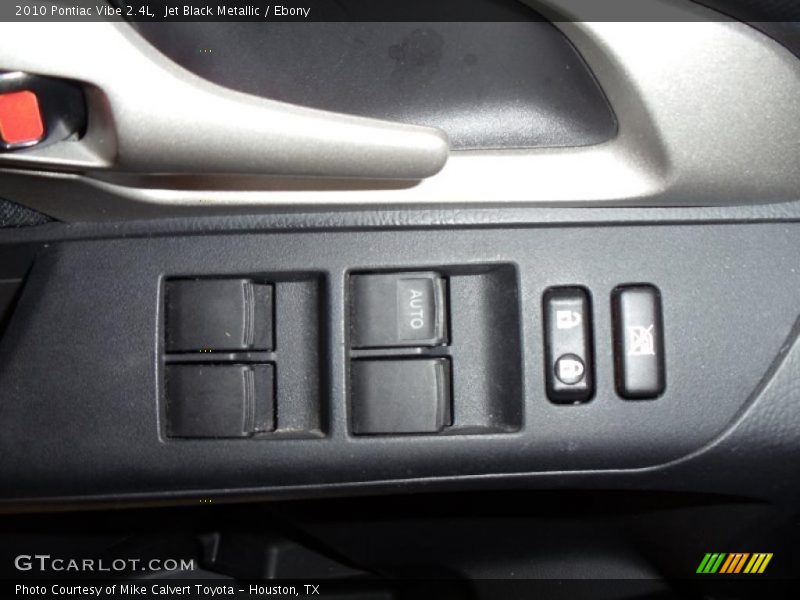 Jet Black Metallic / Ebony 2010 Pontiac Vibe 2.4L