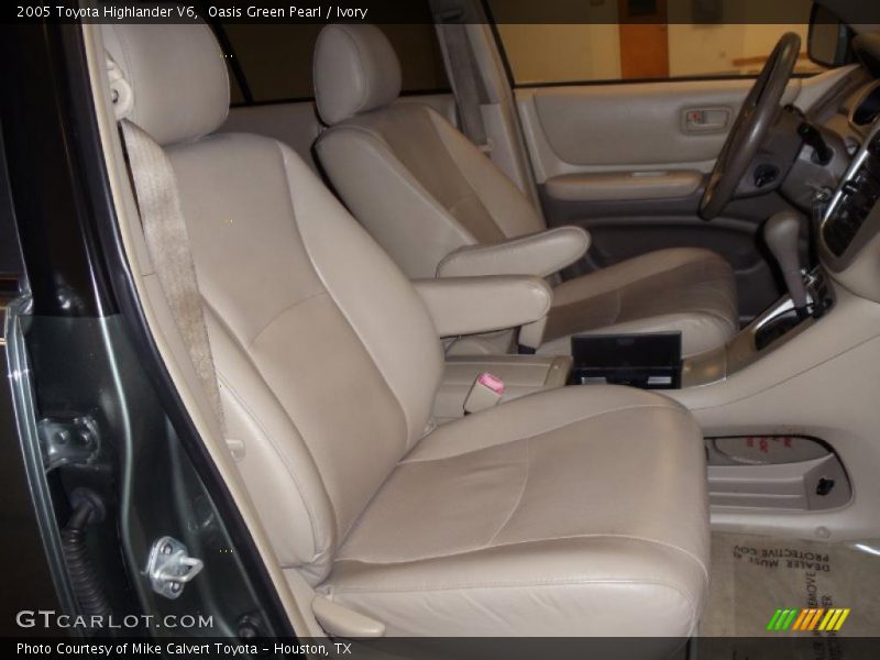 Oasis Green Pearl / Ivory 2005 Toyota Highlander V6