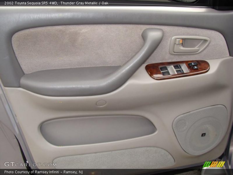 Thunder Gray Metallic / Oak 2002 Toyota Sequoia SR5 4WD