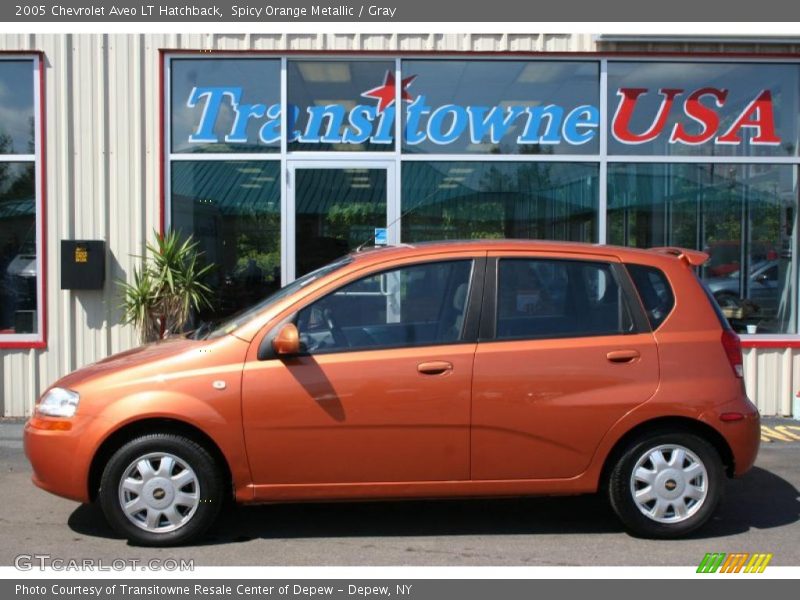 Spicy Orange Metallic / Gray 2005 Chevrolet Aveo LT Hatchback