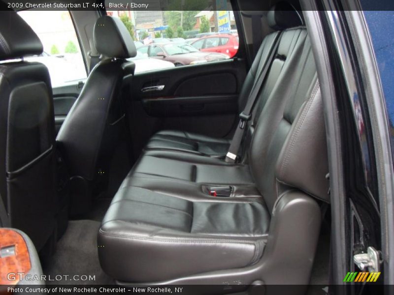 Black / Ebony 2009 Chevrolet Suburban LT 4x4