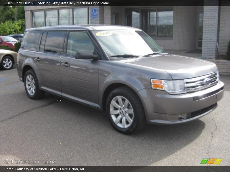 Sterling Grey Metallic / Medium Light Stone 2009 Ford Flex SE
