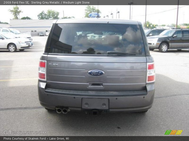 Sterling Grey Metallic / Medium Light Stone 2009 Ford Flex SE