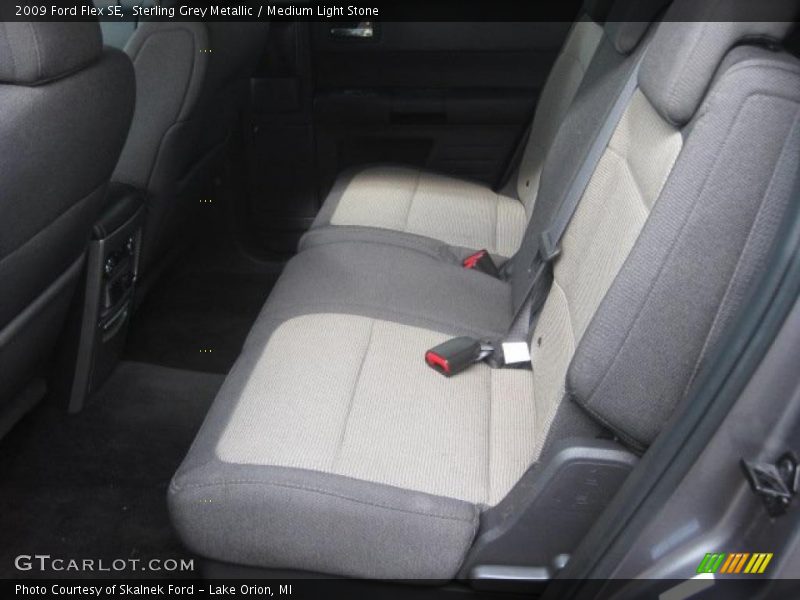 Sterling Grey Metallic / Medium Light Stone 2009 Ford Flex SE