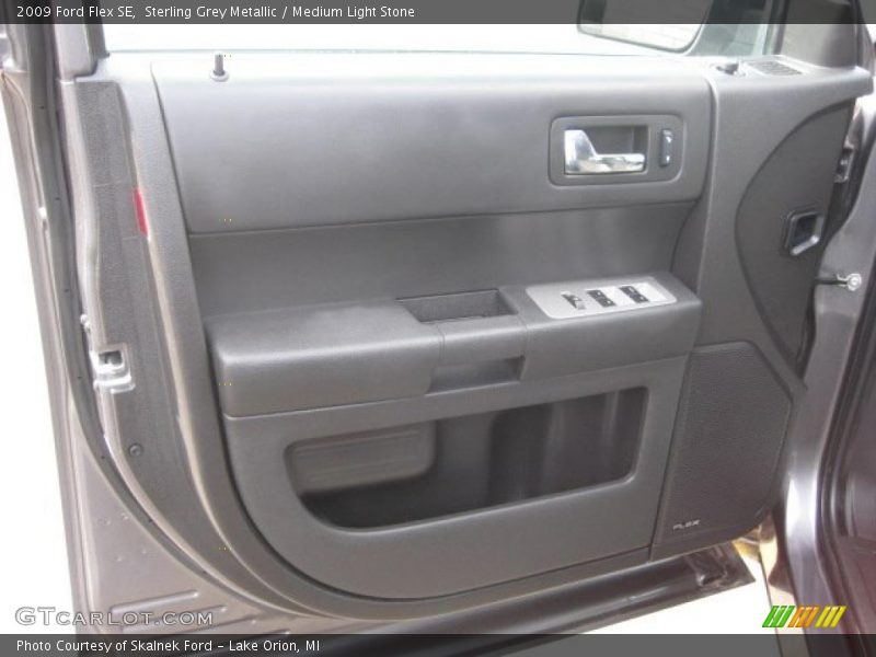 Sterling Grey Metallic / Medium Light Stone 2009 Ford Flex SE