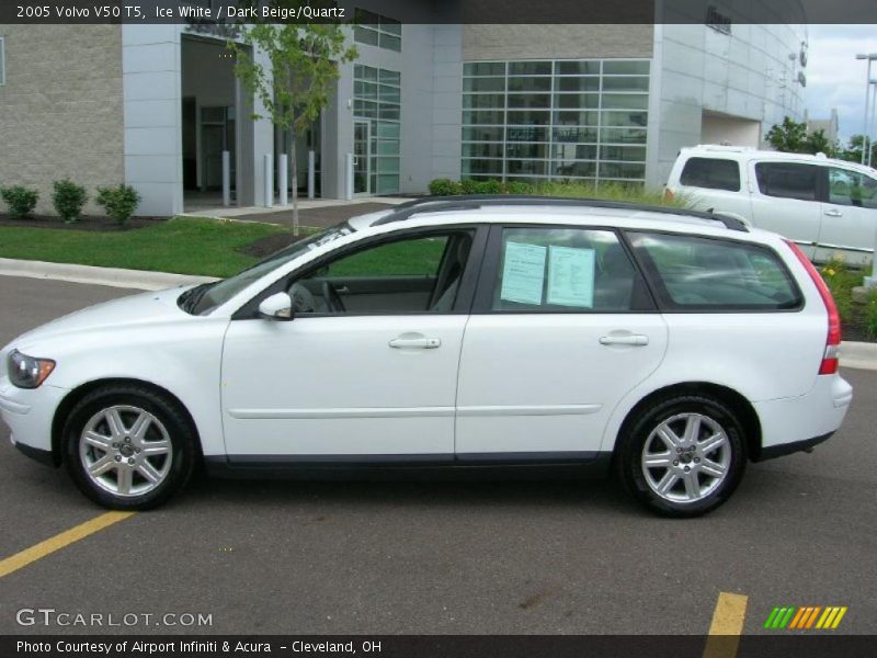 Ice White / Dark Beige/Quartz 2005 Volvo V50 T5