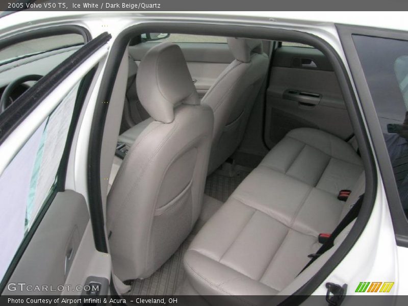 Ice White / Dark Beige/Quartz 2005 Volvo V50 T5