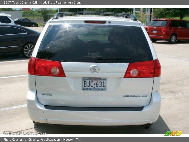 Arctic Frost Pearl White / Stone 2007 Toyota Sienna XLE