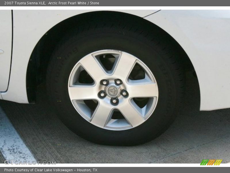 Arctic Frost Pearl White / Stone 2007 Toyota Sienna XLE