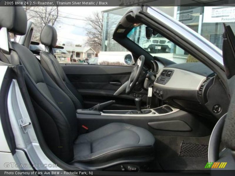 Titanium Silver Metallic / Black 2005 BMW Z4 2.5i Roadster