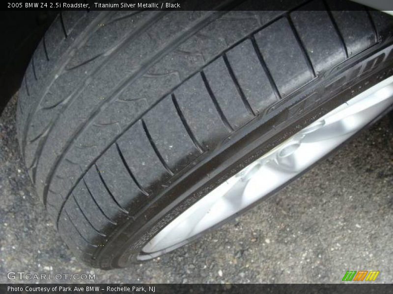 Titanium Silver Metallic / Black 2005 BMW Z4 2.5i Roadster