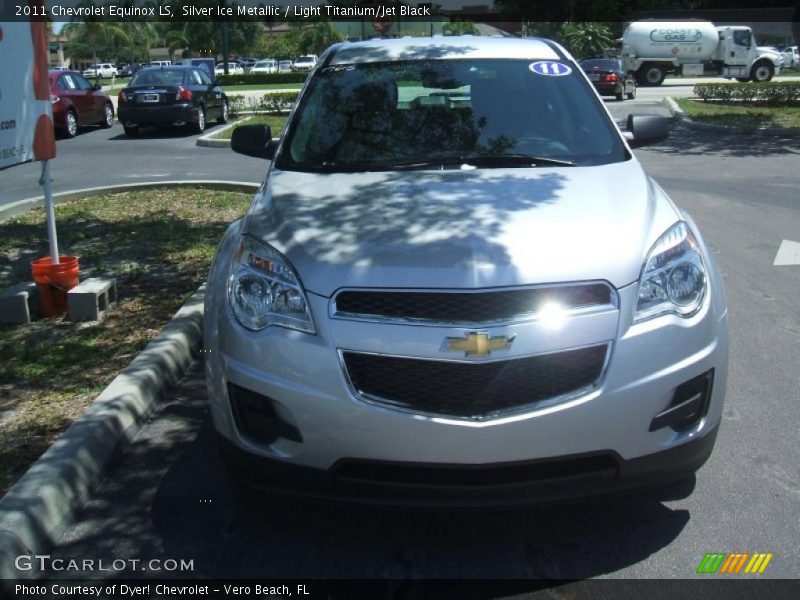 Silver Ice Metallic / Light Titanium/Jet Black 2011 Chevrolet Equinox LS