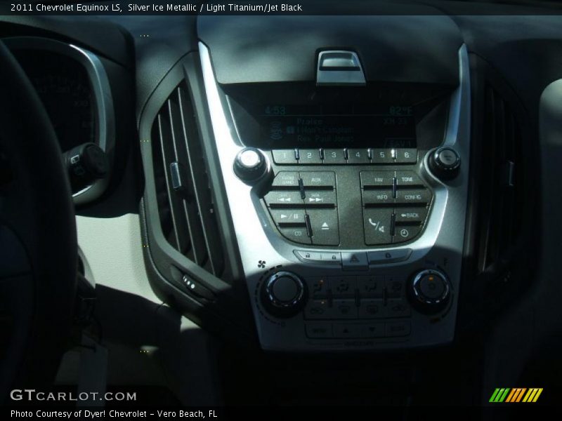 Silver Ice Metallic / Light Titanium/Jet Black 2011 Chevrolet Equinox LS
