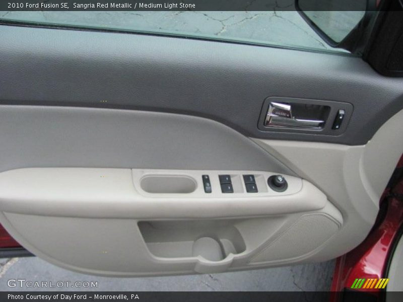Sangria Red Metallic / Medium Light Stone 2010 Ford Fusion SE