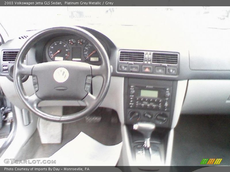 Platinum Grey Metallic / Grey 2003 Volkswagen Jetta GLS Sedan