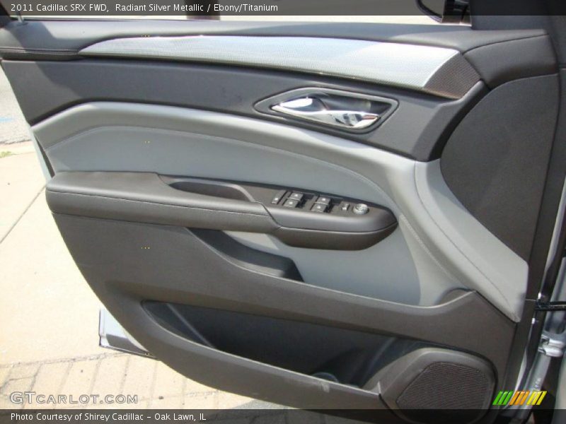 Radiant Silver Metallic / Ebony/Titanium 2011 Cadillac SRX FWD