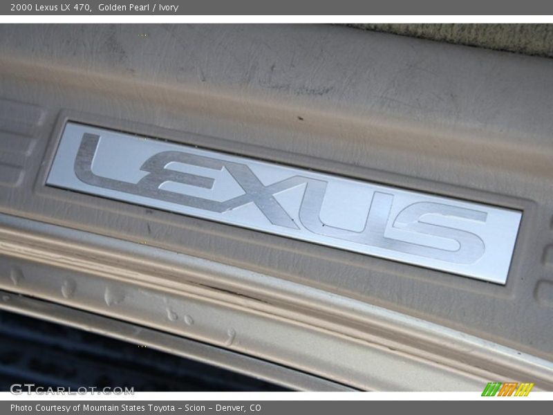 Golden Pearl / Ivory 2000 Lexus LX 470