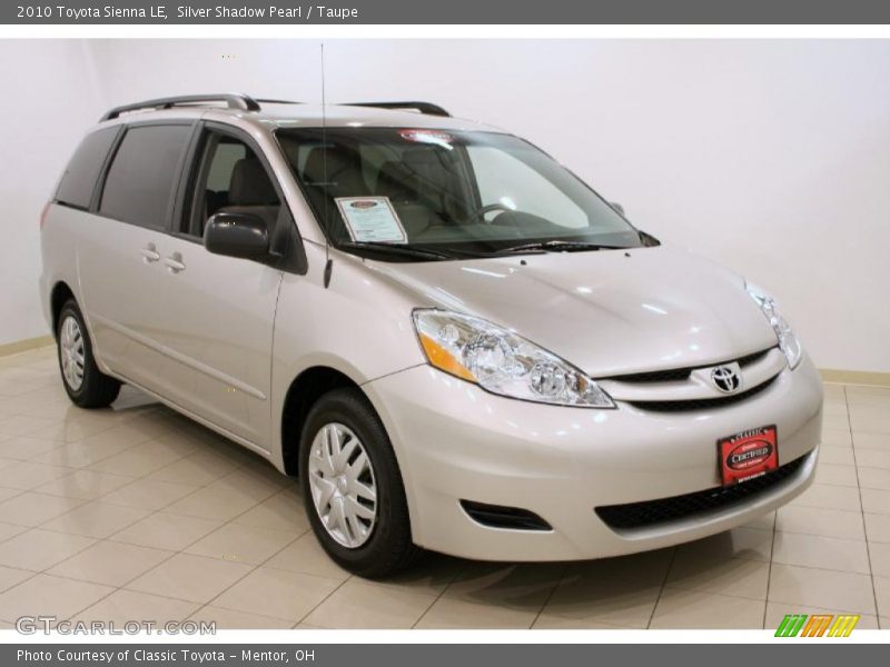 Silver Shadow Pearl / Taupe 2010 Toyota Sienna LE