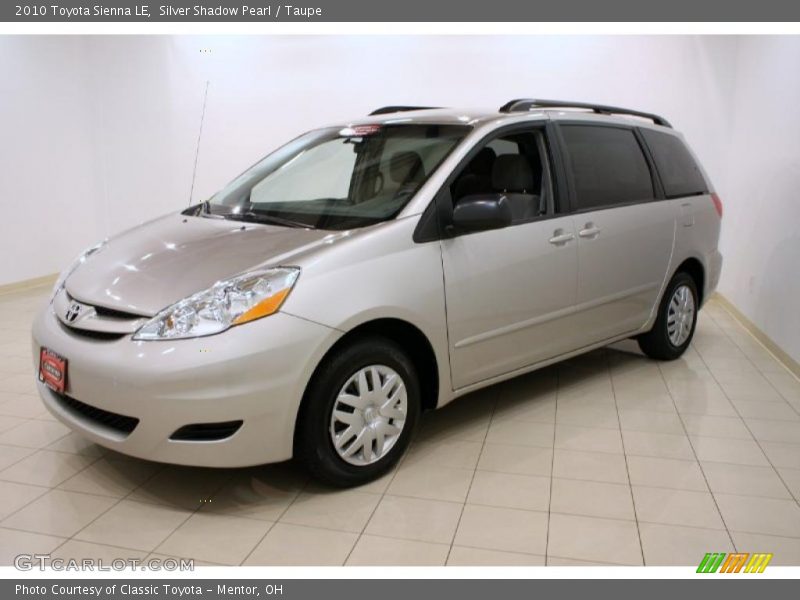 Silver Shadow Pearl / Taupe 2010 Toyota Sienna LE