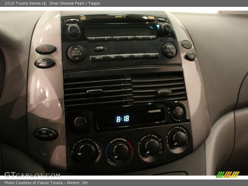 Silver Shadow Pearl / Taupe 2010 Toyota Sienna LE