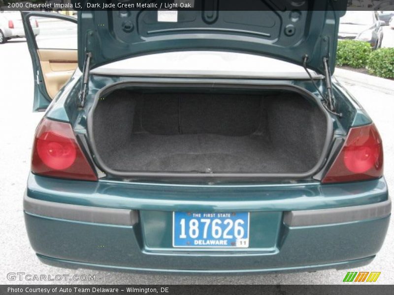 Dark Jade Green Metallic / Light Oak 2000 Chevrolet Impala LS