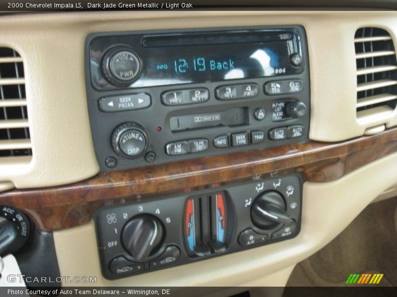 Dark Jade Green Metallic / Light Oak 2000 Chevrolet Impala LS
