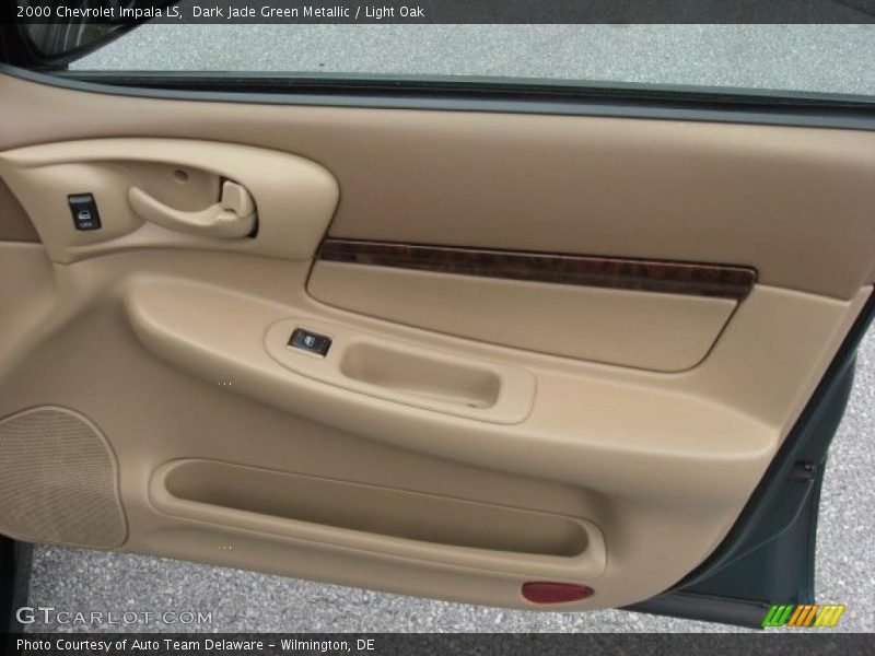 Dark Jade Green Metallic / Light Oak 2000 Chevrolet Impala LS