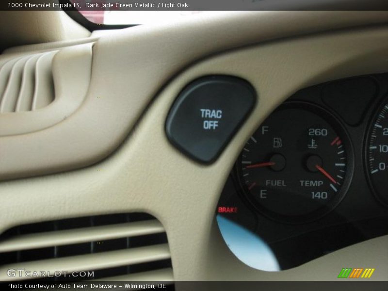 Dark Jade Green Metallic / Light Oak 2000 Chevrolet Impala LS