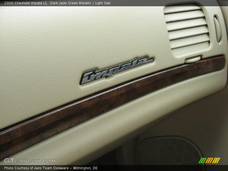 Dark Jade Green Metallic / Light Oak 2000 Chevrolet Impala LS