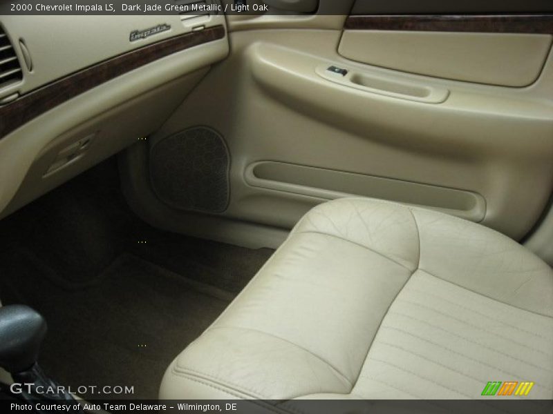 Dark Jade Green Metallic / Light Oak 2000 Chevrolet Impala LS