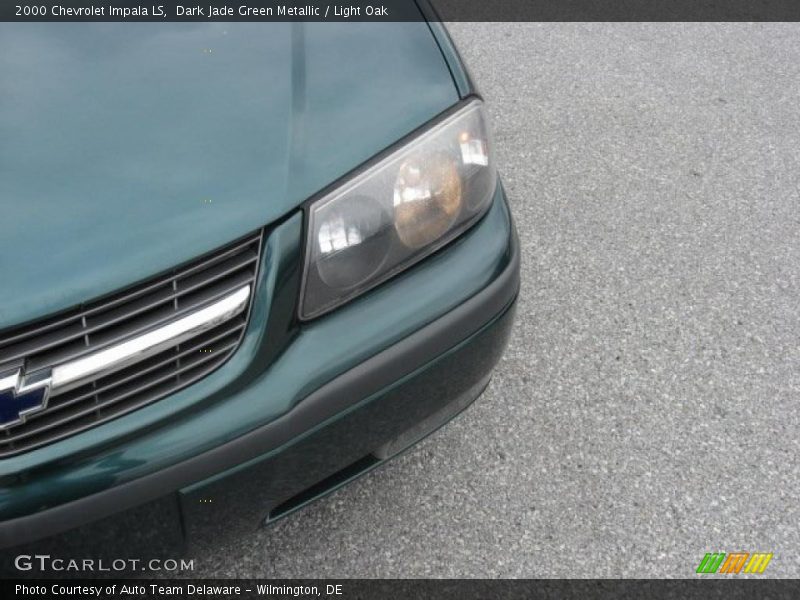 Dark Jade Green Metallic / Light Oak 2000 Chevrolet Impala LS