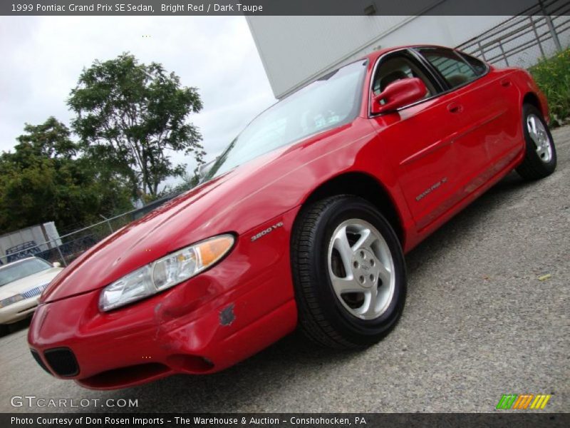 Bright Red / Dark Taupe 1999 Pontiac Grand Prix SE Sedan
