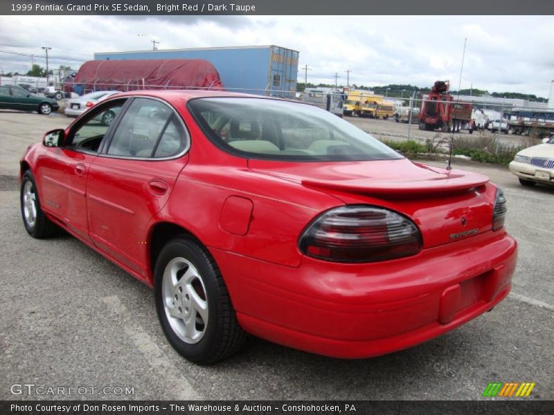 Bright Red / Dark Taupe 1999 Pontiac Grand Prix SE Sedan