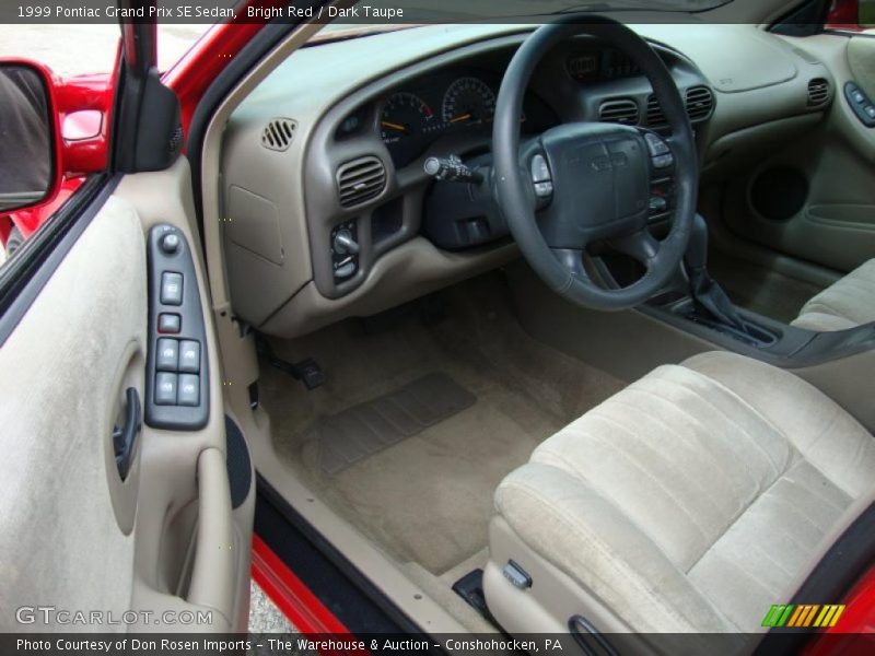 Bright Red / Dark Taupe 1999 Pontiac Grand Prix SE Sedan