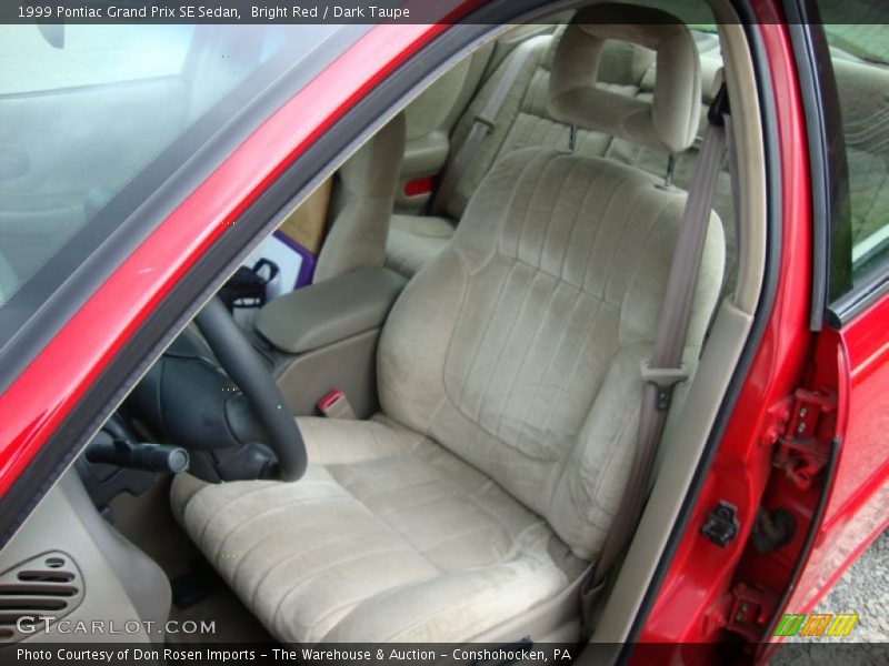 Bright Red / Dark Taupe 1999 Pontiac Grand Prix SE Sedan