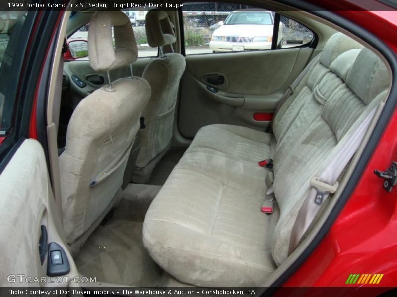Bright Red / Dark Taupe 1999 Pontiac Grand Prix SE Sedan