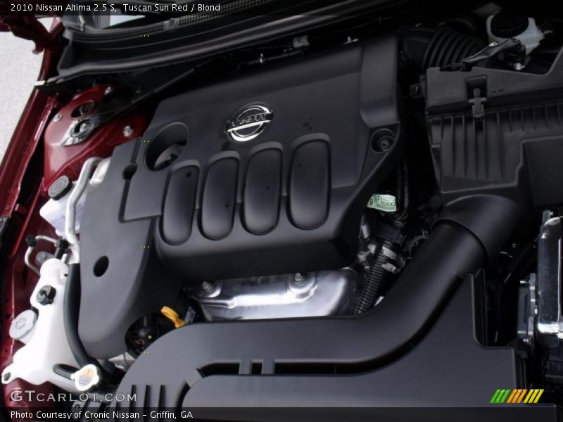 Tuscan Sun Red / Blond 2010 Nissan Altima 2.5 S