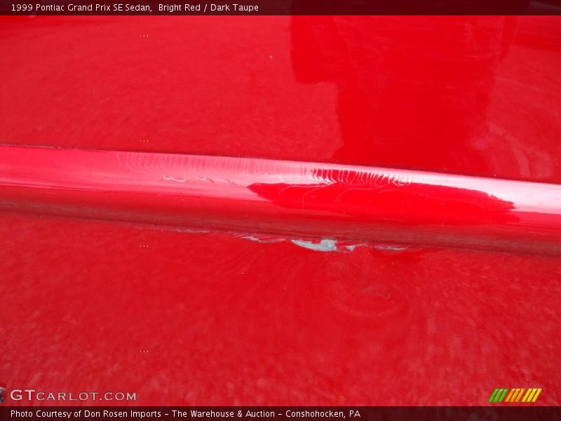 Bright Red / Dark Taupe 1999 Pontiac Grand Prix SE Sedan