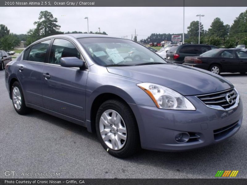 Ocean Gray / Charcoal 2010 Nissan Altima 2.5 S