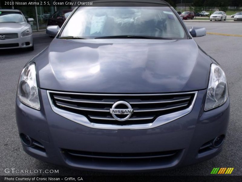 Ocean Gray / Charcoal 2010 Nissan Altima 2.5 S