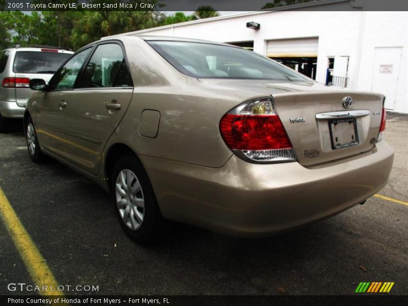 Desert Sand Mica / Gray 2005 Toyota Camry LE