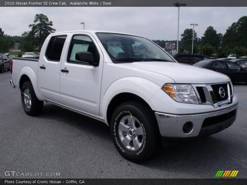 Avalanche White / Steel 2010 Nissan Frontier SE Crew Cab