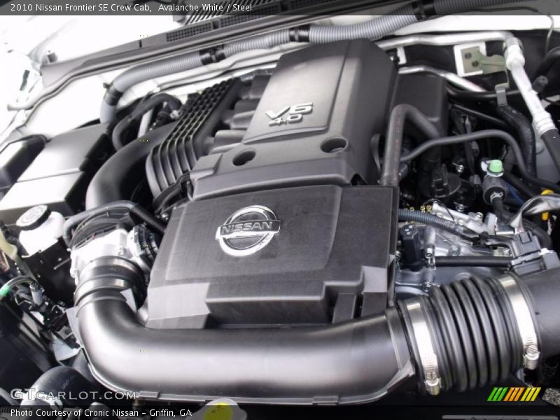 Avalanche White / Steel 2010 Nissan Frontier SE Crew Cab