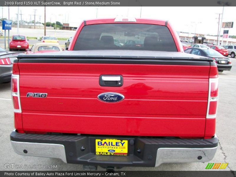 Bright Red / Stone/Medium Stone 2009 Ford F150 XLT SuperCrew