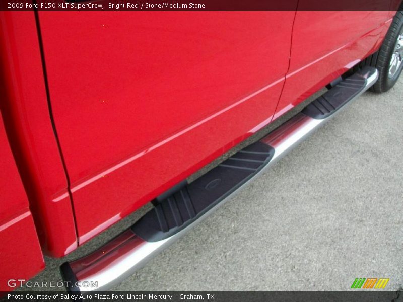 Bright Red / Stone/Medium Stone 2009 Ford F150 XLT SuperCrew