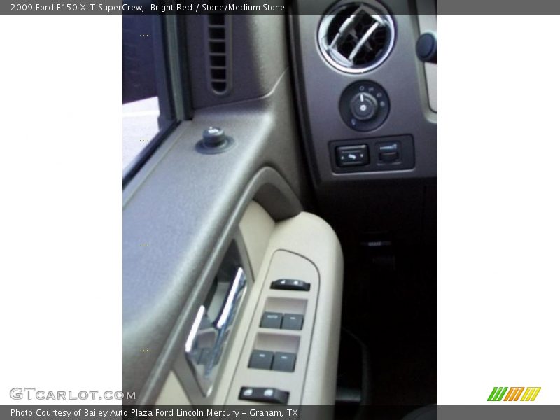Bright Red / Stone/Medium Stone 2009 Ford F150 XLT SuperCrew