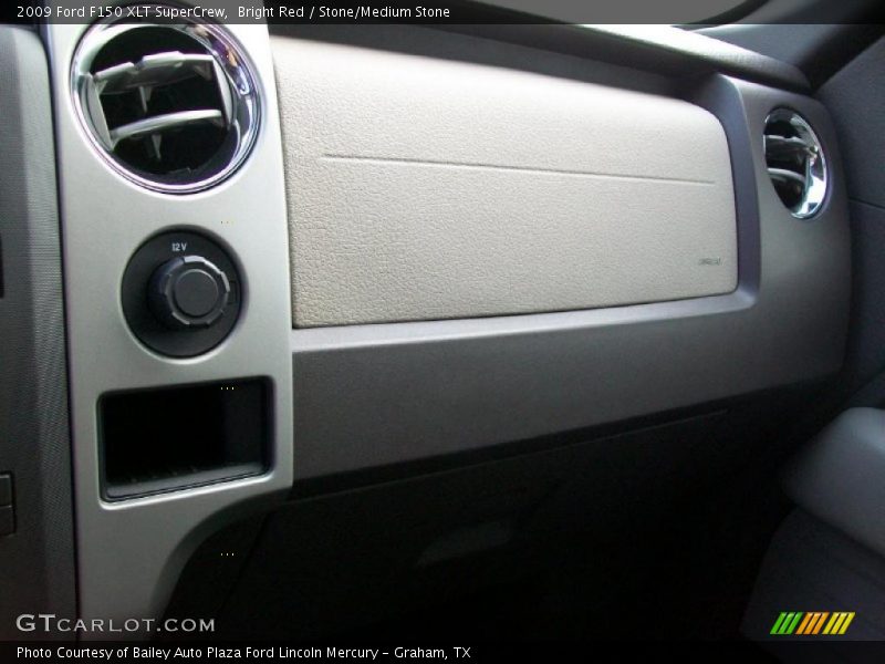 Bright Red / Stone/Medium Stone 2009 Ford F150 XLT SuperCrew