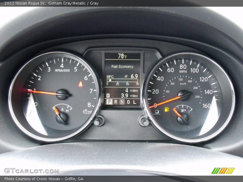 Gotham Gray Metallic / Gray 2011 Nissan Rogue SV