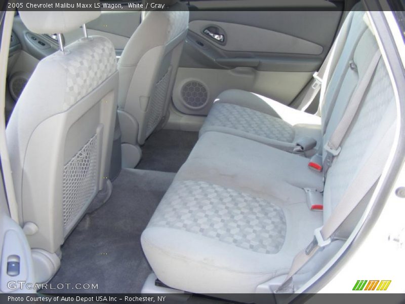 White / Gray 2005 Chevrolet Malibu Maxx LS Wagon