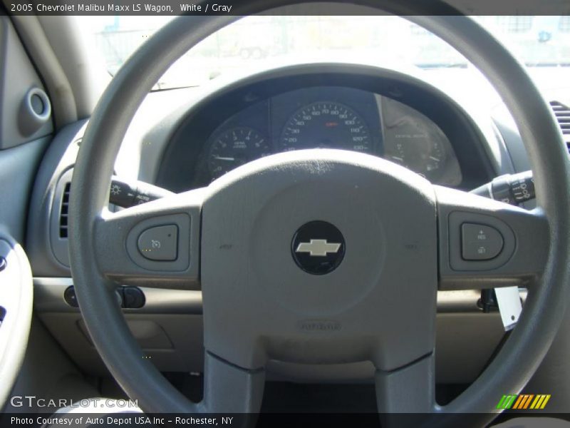 White / Gray 2005 Chevrolet Malibu Maxx LS Wagon